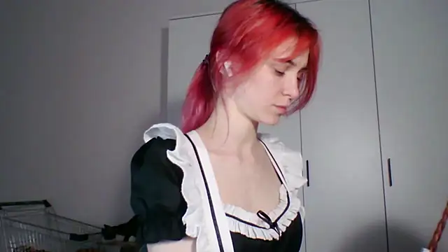 Snapshot of KayleneWesterberg chatting on 06.20.26 KayleneWesterberg online show from 06.20.26