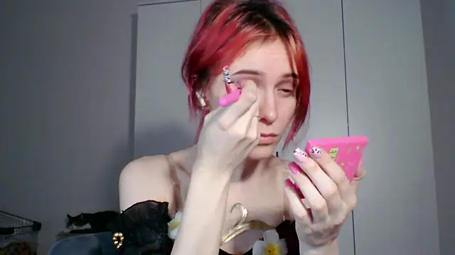 Snapshot of KayleneWesterberg chatting on 06.21.26 KayleneWesterberg online show from 06.21.26