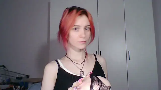 Snapshot of KayleneWesterberg chatting on 06.28.26 KayleneWesterberg online show from 06.28.26