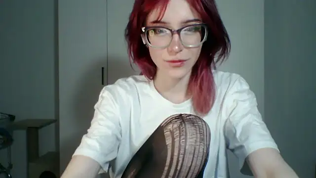 Snapshot of KayleneWesterberg chatting on 07.05.26 KayleneWesterberg online show from 07.05.26