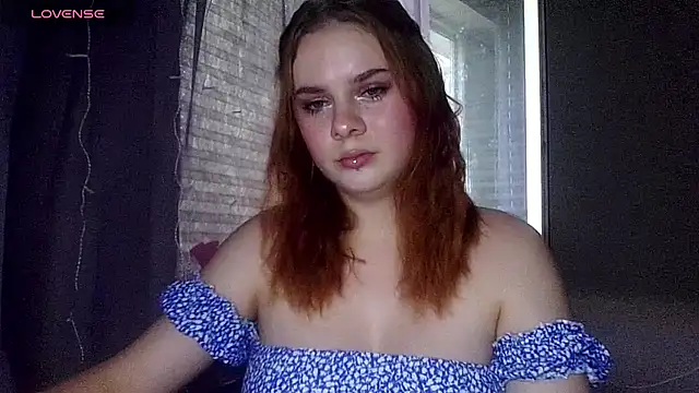 Snapshot of dakota_charm_ chatting on 06.29.26 dakota charm online show from 06.29.26