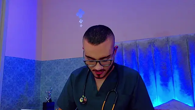 Matia Zelvya online show from 06.25.26