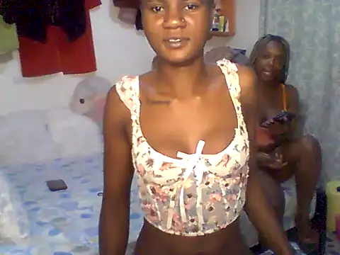 Snapshot of Ladysweetness23 chatting on 06.26.26 Ladysweetness23 online show from 06.26.26