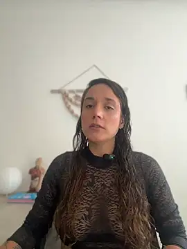 Snapshot of SOPHIA_VELMONT chatting on 06.12.26 SOPHIA VELMONT online show from 06.12.26