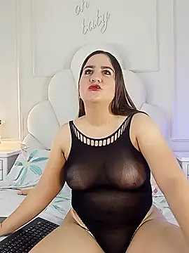 Lilawesst online show from 06.13.26