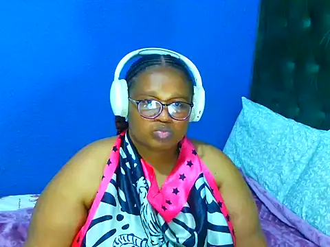 Snapshot of MISS_BLACKBERY chatting on 07.26.26 MISS BLACKBERY online show from 07.26.26