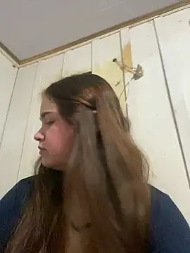 Snapshot of bella__hott chatting on 06.20.26 bella hott online show from 06.20.26