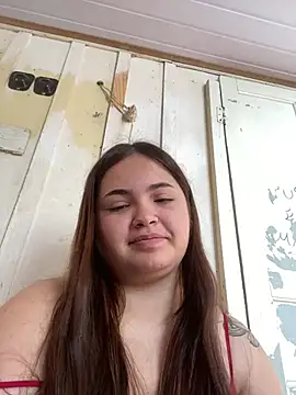Snapshot of bella__hott chatting on 07.28.26 bella hott online show from 07.28.26