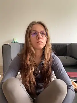 Snapshot of Isabella_honey chatting on 06.15.26 Isabella honey online show from 06.15.26
