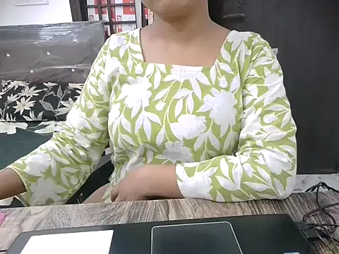 Bold-Divya1 online show from 06.19.26