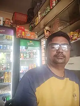 Snapshot of dhirusury050625 chatting on 06.19.26 dhirusury050625 online show from 06.19.26