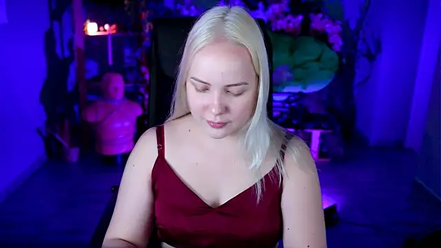 Snapshot of stellawatts chatting on 07.12.26 stellawatts online show from 07.12.26