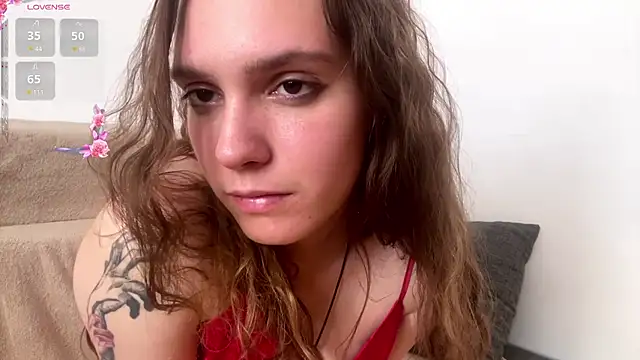 Snapshot of AliKnop chatting on 07.28.26 AliKnop online show from 07.28.26