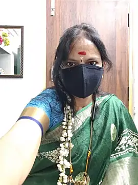 Snapshot of Tamil_white_beauty chatting on 06.30.26 Tamil white beauty online show from 06.30.26