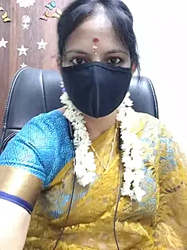 Snapshot of Tamil_white_beauty chatting on 08.02.26 Tamil white beauty online show from 08.02.26