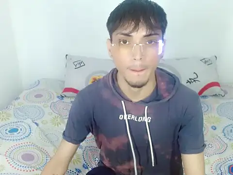 Snapshot of flaco23_latino chatting on 06.14.26 flaco23 latino online show from 06.14.26