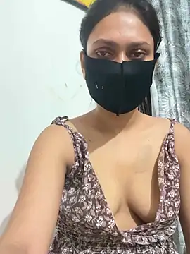 Snapshot of kavyq3791 chatting on 07.25.26 kavyq3791 online show from 07.25.26