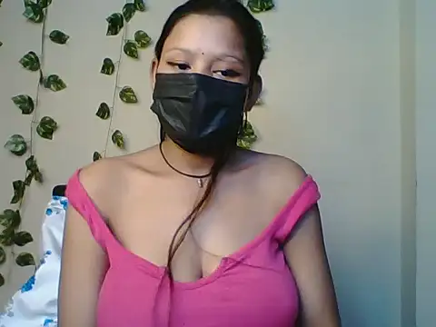 Snapshot of RADHIKA_SINGH8 chatting on 06.13.26 RADHIKA SINGH8 online show from 06.13.26