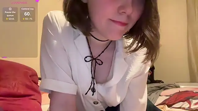 Snapshot of Hilda_Valentine chatting on 07.24.26 Hilda Valentine online show from 07.24.26
