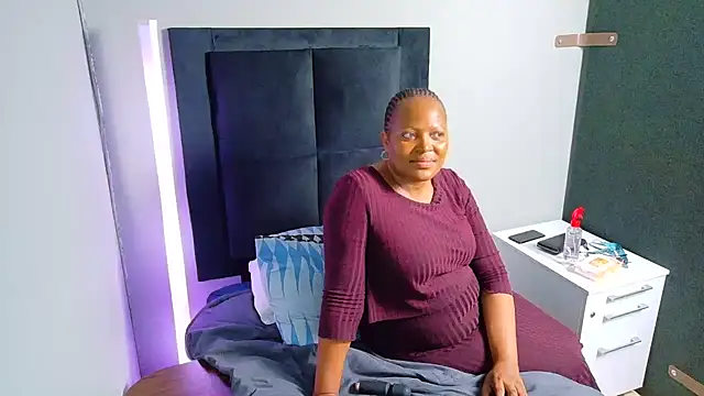 Snapshot of AfricanBrownEyes chatting on 08.02.26 AfricanBrownEyes online show from 08.02.26