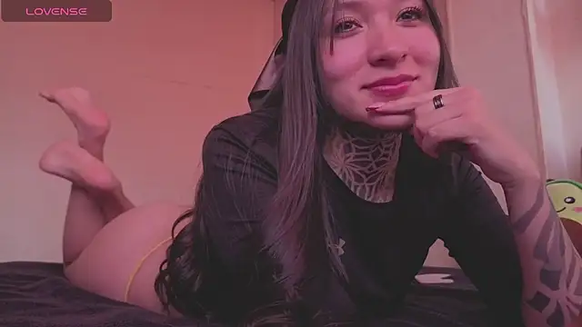 isasaenz  online show from 07.27.26