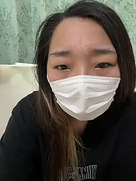 Snapshot of MIYABI_CHAN chatting on 06.18.26 MIYABI CHAN online show from 06.18.26