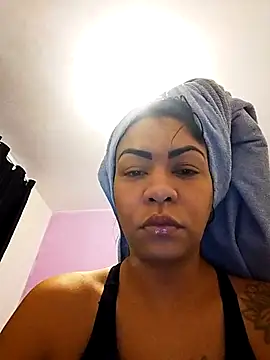 Snapshot of _Ana_paula_ chatting on 06.26.26 Ana paula online show from 06.26.26