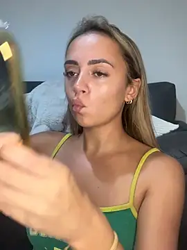 Harrietbronzex online show from 08.01.26