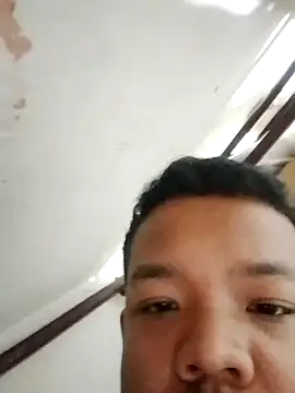 Snapshot of WennyTan chatting on 06.15.26 WennyTan online show from 06.15.26