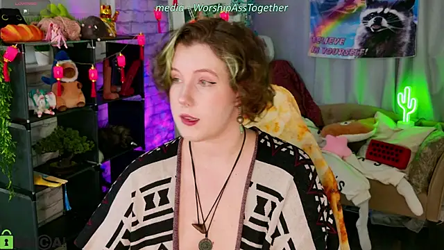 Snapshot of Candy-yeah chatting on 07.14.26 Candy-yeah online show from 07.14.26