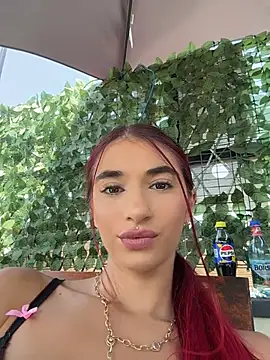 Snapshot of VixenRosse chatting on 07.27.26 VixenRosse online show from 07.27.26