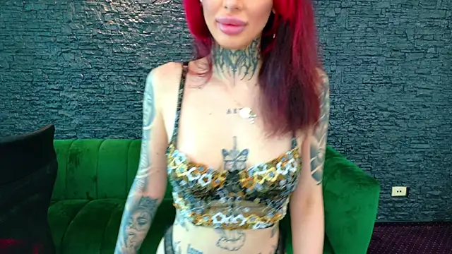 Snapshot of CassyFoxyy chatting on 07.19.26 CassyFoxyy online show from 07.19.26