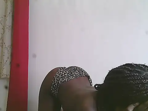 Snapshot of Wickedwhisper chatting on 06.22.26 Wickedwhisper online show from 06.22.26