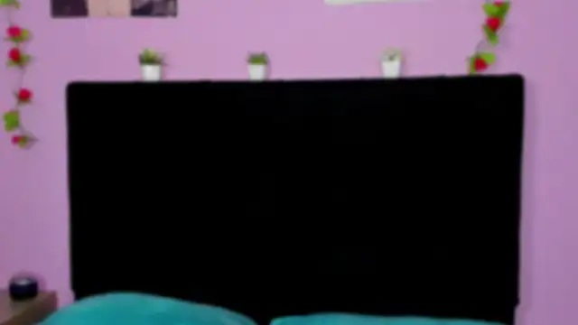 Snapshot of Makii_XOXO chatting on 06.27.26 Makii XOXO online show from 06.27.26