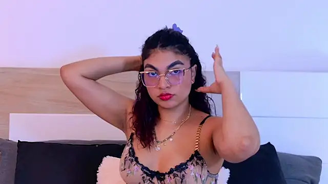 Snapshot of MelodyAlvarez chatting on 06.30.26 MelodyAlvarez online show from 06.30.26