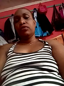 Snapshot of mamy254 chatting on 06.20.26 mamy254 online show from 06.20.26