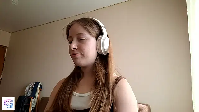Snapshot of BethGoodman chatting on 06.21.26 BethGoodman online show from 06.21.26