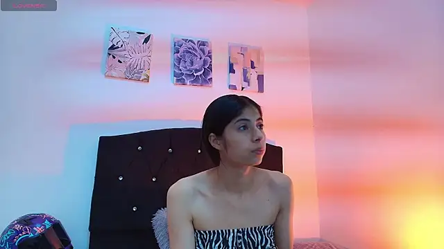 Dahlia  Vixen online show from 08.01.26