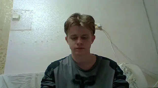 Snapshot of Augustinwest chatting on 06.16.26 Augustinwest online show from 06.16.26