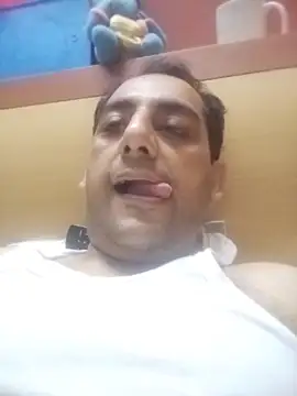 Snapshot of chuby38male chatting on 06.19.26 chuby38male online show from 06.19.26