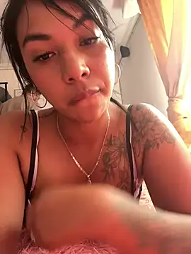 Snapshot of sophiagomezx chatting on 06.26.26 sophiagomezx online show from 06.26.26