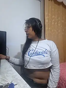 Snapshot of sophiagomezx chatting on 07.15.26 sophiagomezx online show from 07.15.26