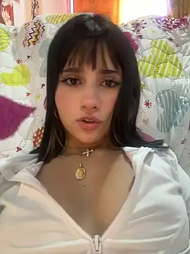 Snapshot of ZoeHall_ chatting on 07.20.26 ZoeHall online show from 07.20.26