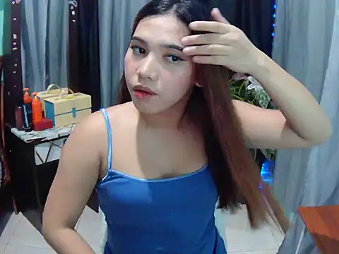Snapshot of XCalixa chatting on 07.04.26 XCalixa online show from 07.04.26
