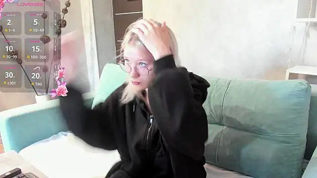 Nika-Smith online show from 08.09.26
