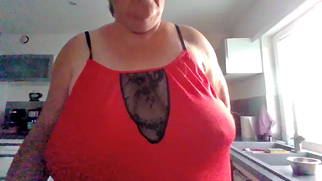 Snapshot of coquinesensuel chatting on 07.02.26 coquinesensuel online show from 07.02.26