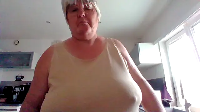 Snapshot of coquinesensuel chatting on 07.05.26 coquinesensuel online show from 07.05.26