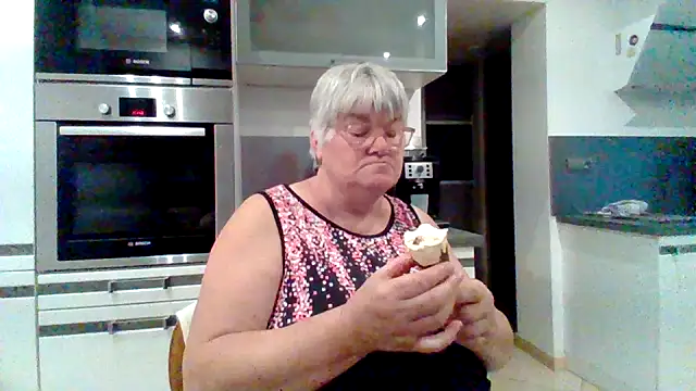 Snapshot of coquinesensuel chatting on 07.28.26 coquinesensuel online show from 07.28.26