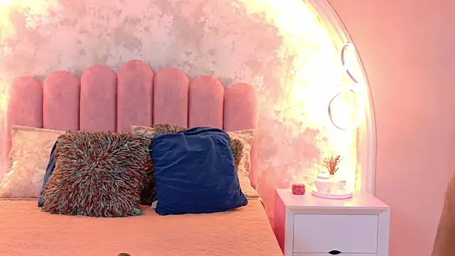 AshleyMorgans online show from 07.21.26