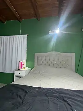 Snapshot of selina-sky chatting on 06.28.26 selina-sky online show from 06.28.26